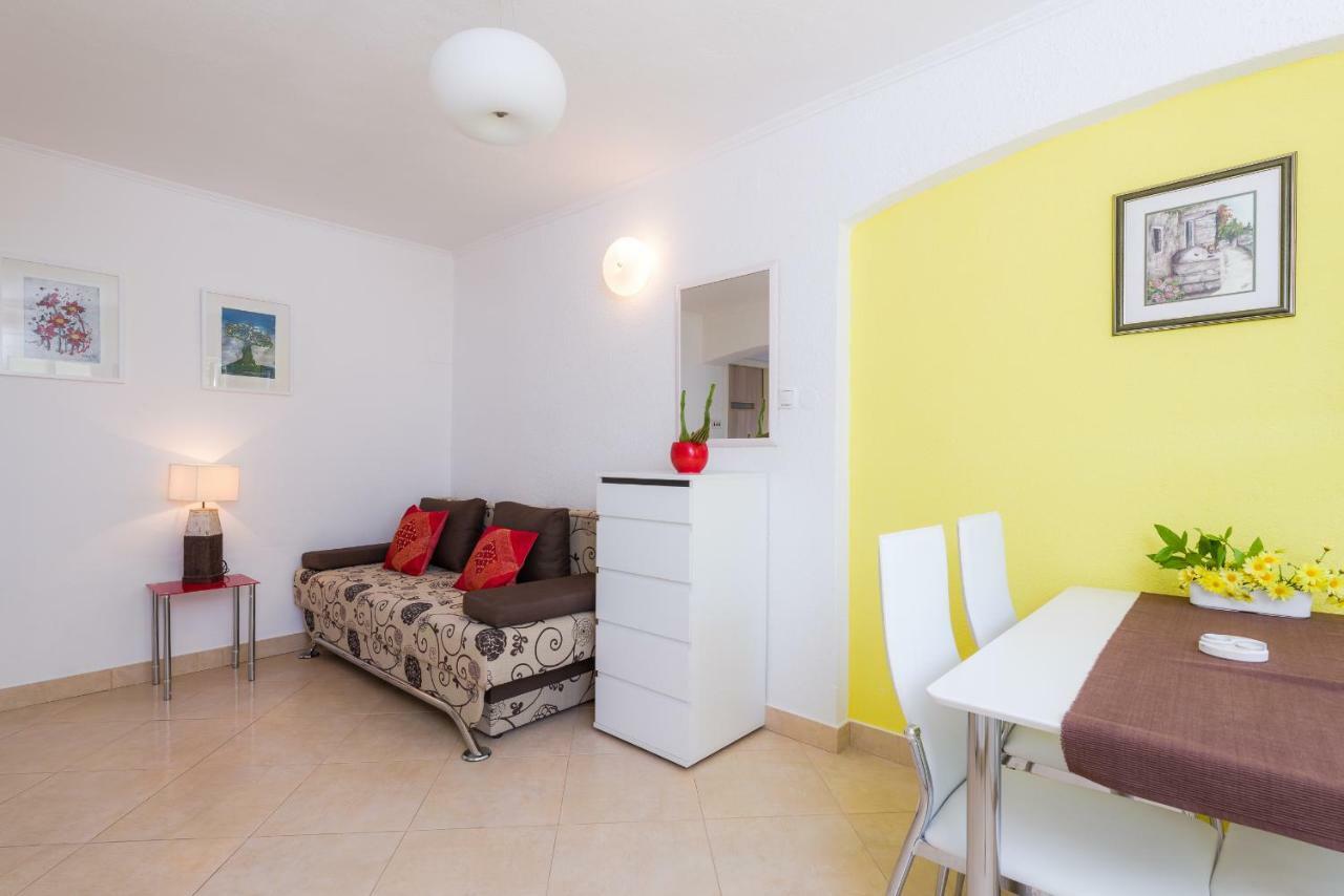 Apartments Nada Бол Экстерьер фото