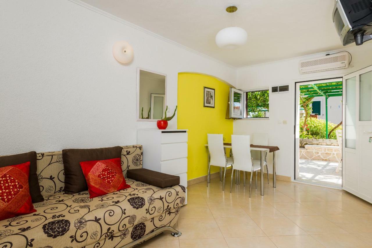 Apartments Nada Бол Экстерьер фото