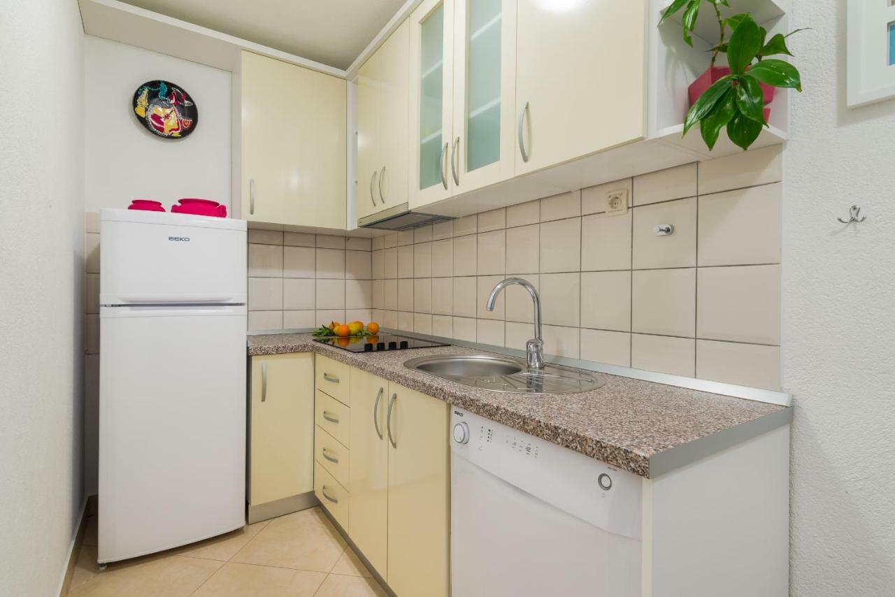 Apartments Nada Бол Экстерьер фото