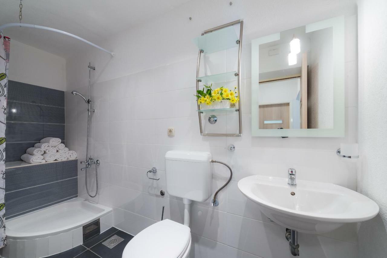 Apartments Nada Бол Экстерьер фото